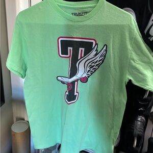Trukfit Green T-Shirt with Skateboard Graphic. Men’s M. Great shape